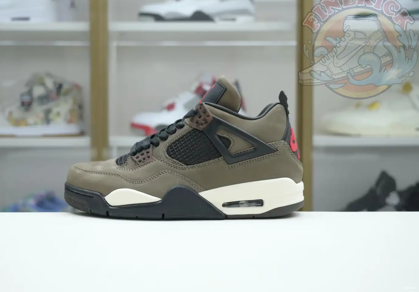 RETRO JORDAN COLOR 4 AIR 0705